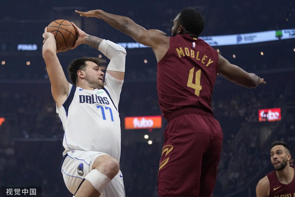 展现出的成 展现出的成